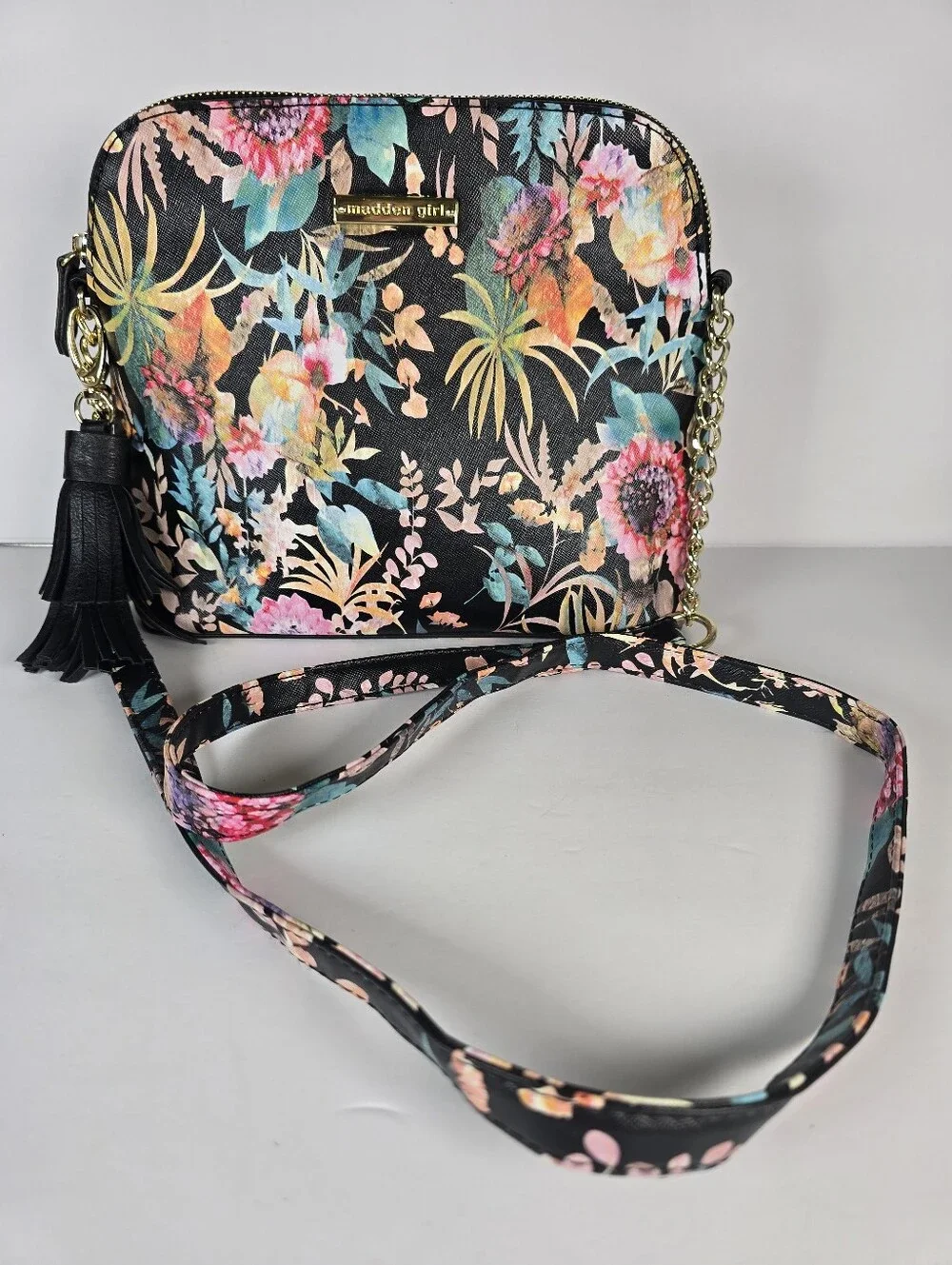 NWOT Madden Girl Black Floral Tassel Crossbody Purse With Gold Chain Detail